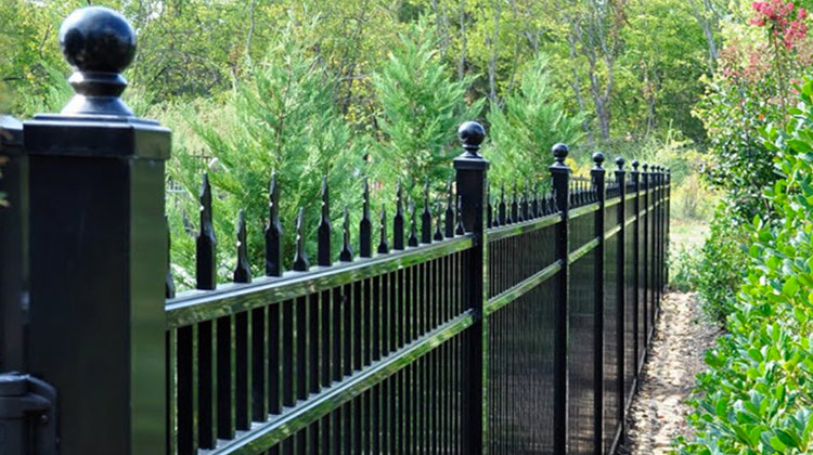 Aluminum Fence Supplier